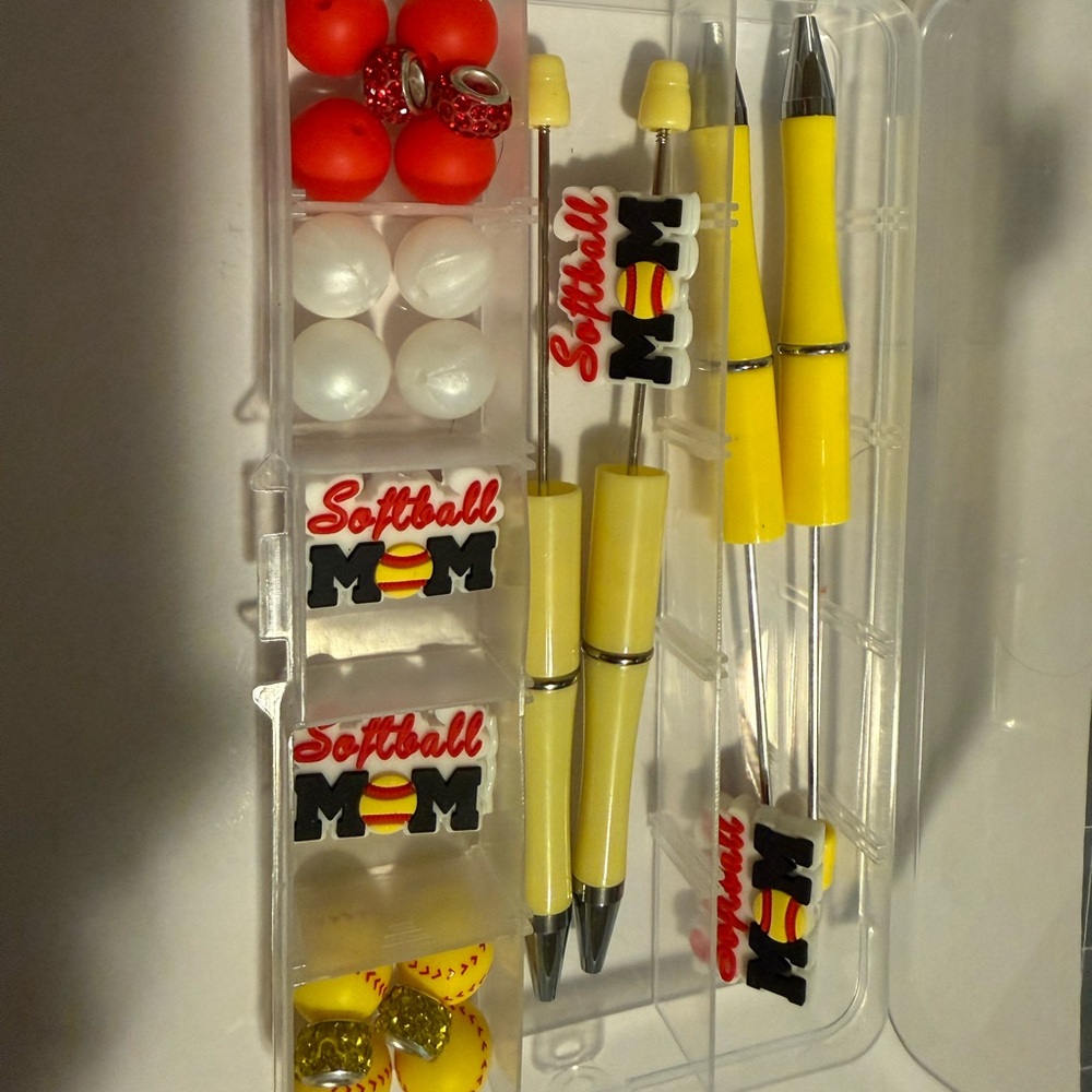 DIY Softball Mom Yellow Pen Kit